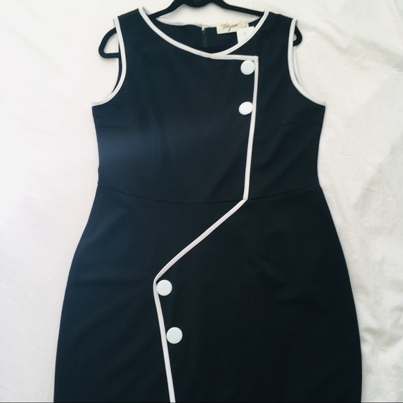 Tatyana Vintage Pencil Dress w/ Buttons - Picture 5 of 7